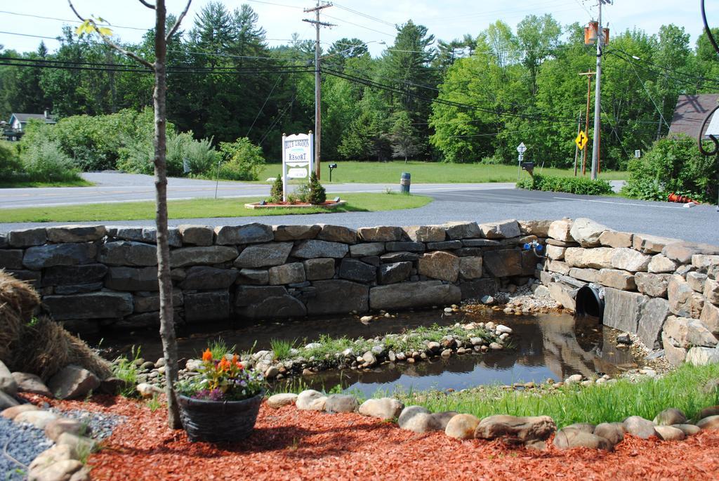 Blue Lagoon Resort Lake George Exterior foto