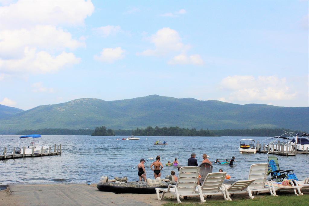 Blue Lagoon Resort Lake George Exterior foto